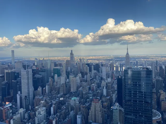 Picture of Manhattan from the Edge in Hudson Yards