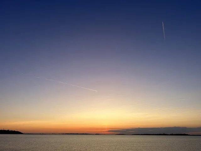 Sunset in Folsom Lake
